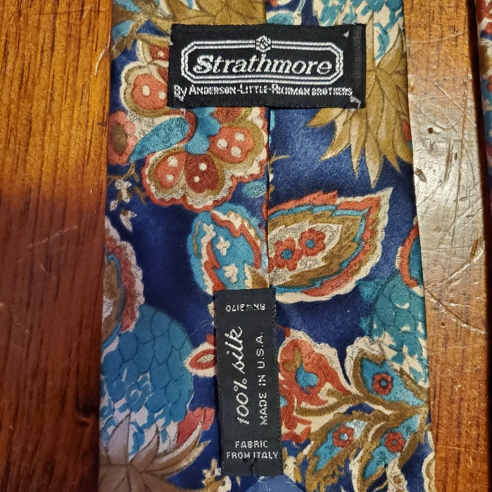 Vintage Strathmore by Anderson Little Richmond Brothers Floral Paisley Silk Tie